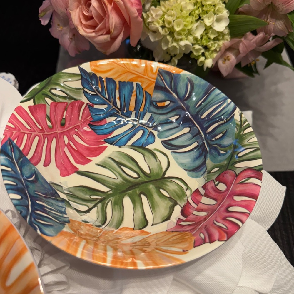 Tropical 8 piece set Melamine Leaf Patterned Dinner Plates & Bowls NWT - Picture 5 of 14